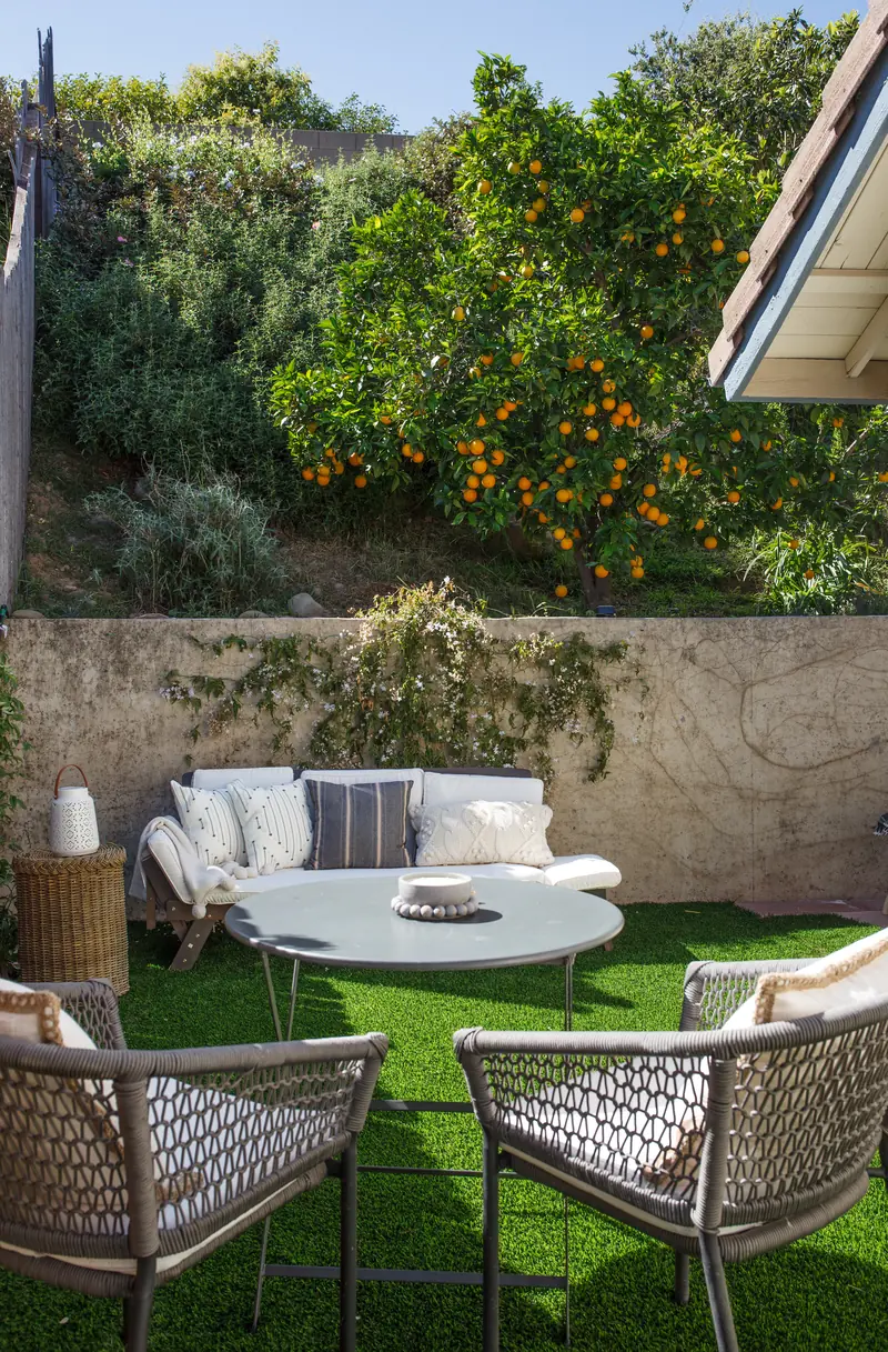 Side garden